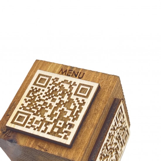 Ξύλινος Κύβος με Λογότυπο & QR Code | Βαμμένος | Μασίφ Πεύκο 4cm